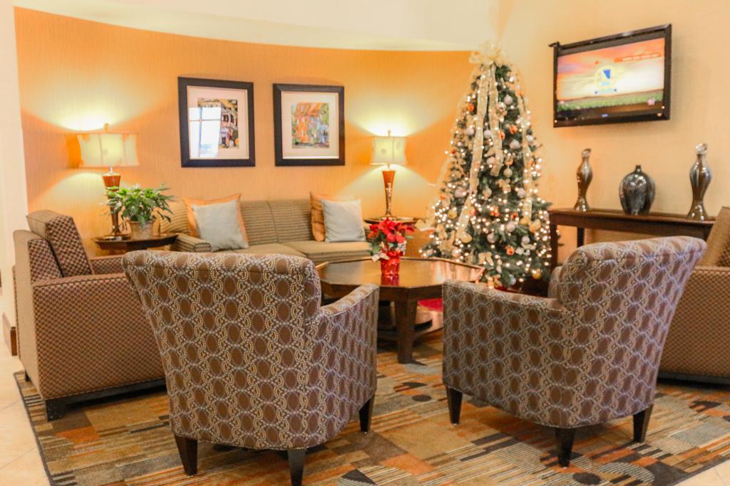 Comfort Suites Charleston West Ashley Εξωτερικό φωτογραφία