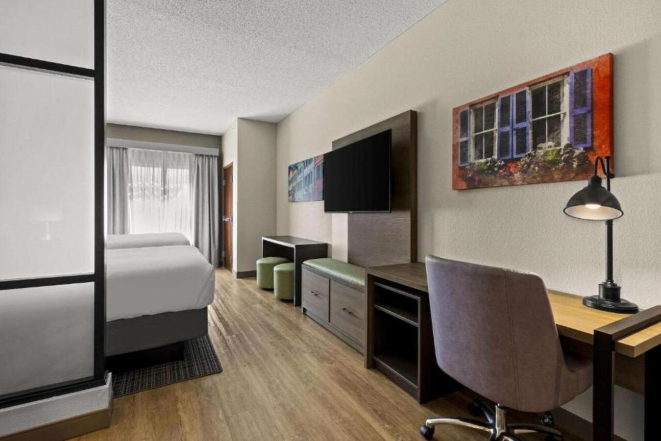 Comfort Suites Charleston West Ashley Εξωτερικό φωτογραφία